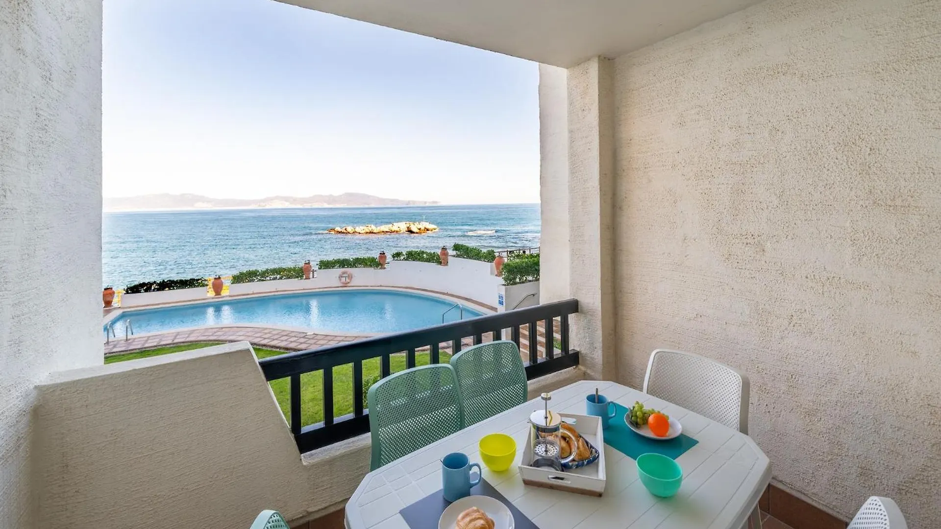 2 Bedroom Apartment In L' Escala